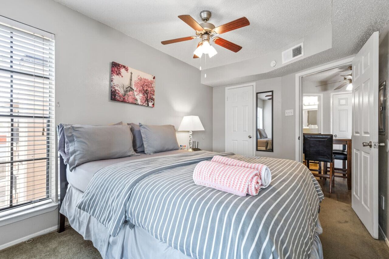 1 bedroom, desk, iron/ironing board, travel cot