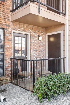 Exterior detail - FREE WIFI |  1 BEDROOM APT  | DALLAS (Dallas)