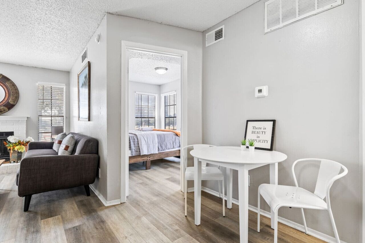 Dfw Extended Stay -  1 Bedroom Apt! - Garland, TX