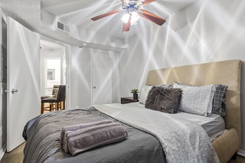 AFFORDABLE & COZY ONE BEDROOM APARTMENT!