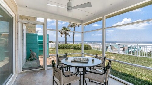 Beachy Bungalow with Private Beach, Pet-Friendly