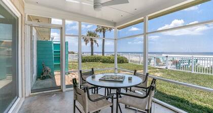 Beachy Bungalow with Private Beach, Pet-Friendly