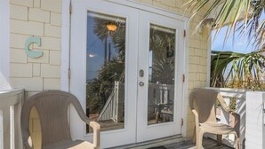 Terrace/patio - Crows Nest Apartment with Ocean View Balcony (St. Augustine)