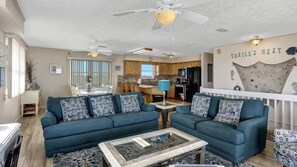 テレビ、書斎 / ワークスペース