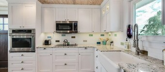 Sandy Dunes | Wren Beach Rentals by Portoro