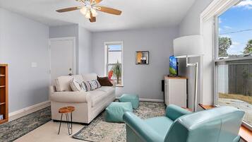 TV, DVD player, offices