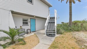 Unclassified image, 5 of 21, button - Beachfront Apartment with Screened Porch & Deck (St. Augustine)