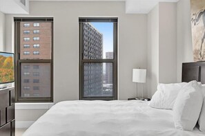 1 chambre, bureau, fer et planche à repasser, accès au Wi-Fi (inclus)