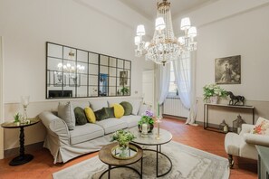 Apartment | 3 bedrooms - Casa Celeste With Terrace (Lucca)