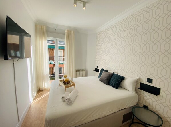 1 bedroom, iron/ironing board, free WiFi, bed sheets