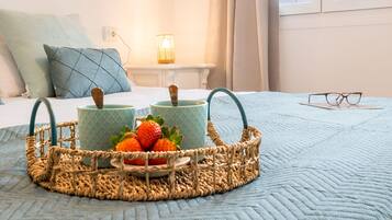 2 slaapkamers, een strijkplank/strijkijzer, gratis wifi, beddengoed