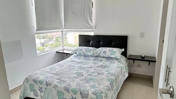 2 bedrooms, WiFi, bed sheets, wheelchair access