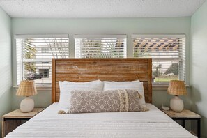 2 Schlafzimmer, Reisekinderbett, kostenloses WLAN, Bettwäsche