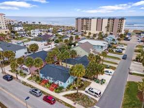 Exterior - Ocean Blue Cottage 2|1 Blk to Beach| Close to Mayo (Jacksonville Beach)