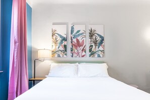 1 slaapkamer, een strijkplank/strijkijzer, gratis wifi, beddengoed