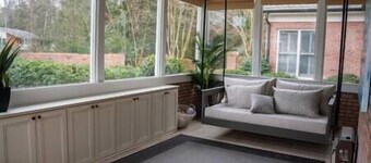 Lakefront Retreat w/ Guest House