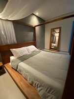 1 bedroom, desk, free WiFi