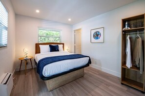 1 室のベッドルーム、デスク、アイロン / アイロン台、WiFi