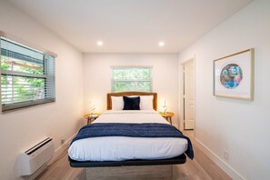 1 habitación, escritorio, tabla de planchar con plancha y wifi 