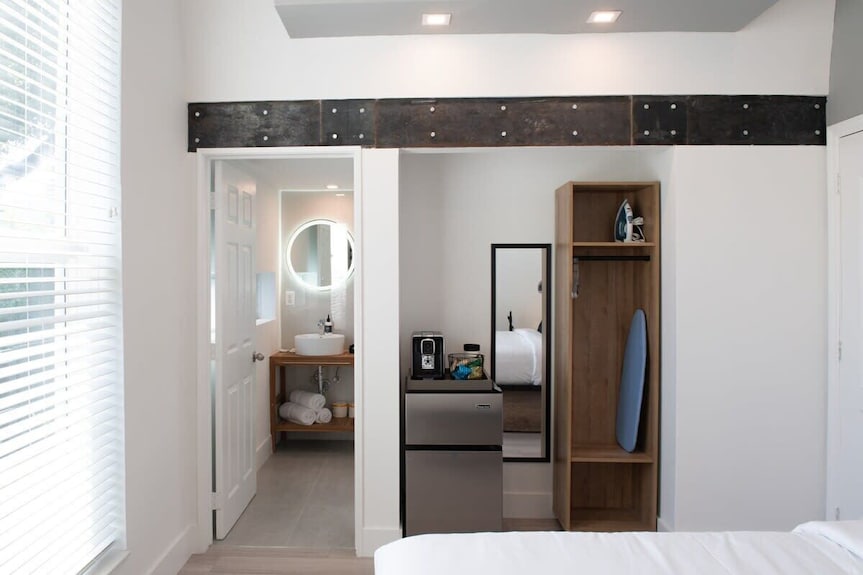 Luxurious Boutique Hotel In Fort Lauderdale - Fort Lauderdale, FL