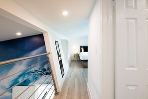 2 habitaciones, escritorio, tabla de planchar con plancha y wifi 