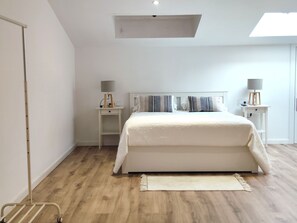 2 Schlafzimmer, Bügeleisen/Bügelbrett, WLAN, Bettwäsche