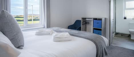 3 bedrooms, WiFi