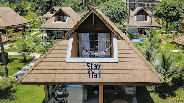 Bungalow | Exterior