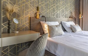4 bedrooms, iron/ironing board, free WiFi, bed sheets - Luxury Villa Xquisite with Pool (Medulin)
