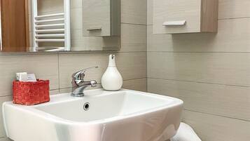 Haartrockner, Handtücher