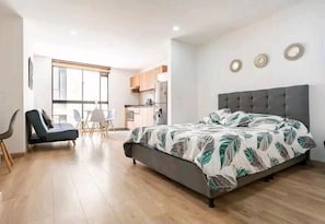 Premium Loft | 1 bedroom, down duvets, individually decorated, individually furnished - Hermoso Apartaestudio en centro Bogotá (Bogotá)
