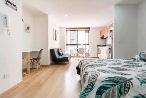 Loft Prestige | 1 chambre, couette en duvet, décor unique, ameublement unique