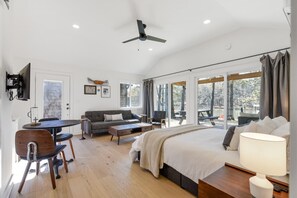 Strygejern/strygebræt, gratis Wi-Fi, sengetøj