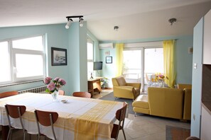 Dining - Nova- two bedroom apartment with terrace (Zadar)