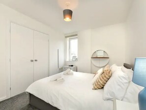 3 Schlafzimmer, Bügeleisen/Bügelbrett, kostenloses WLAN, Bettwäsche