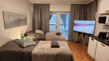 1 bedroom, iron/ironing board, free WiFi, bed sheets