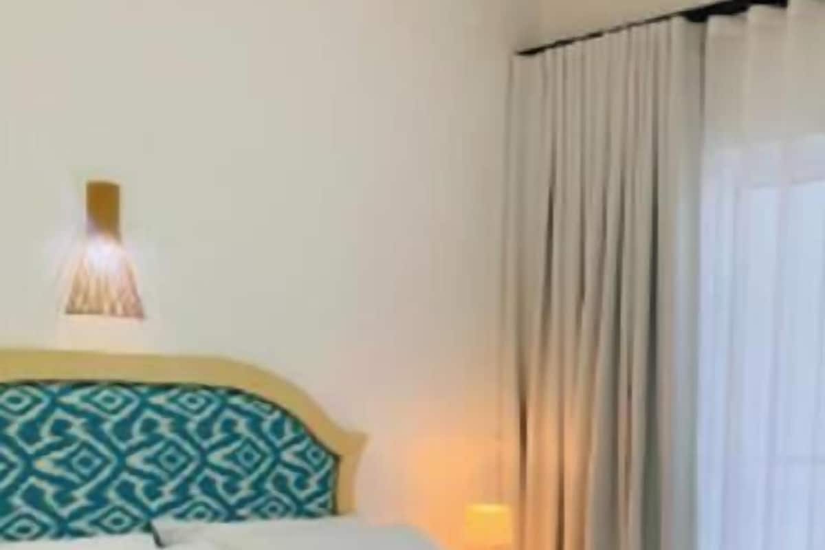 Casa geminada família | Roupas de cama premium, camas com colchões pillow-top