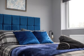 3 chambres, bureau, fer et planche à repasser, Wi-Fi gratuit