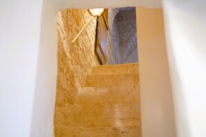 Staircase - Domus Magistri - Arcuève (Ostuni)