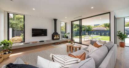 Bayleaf Beauty in Blairgowrie with pool