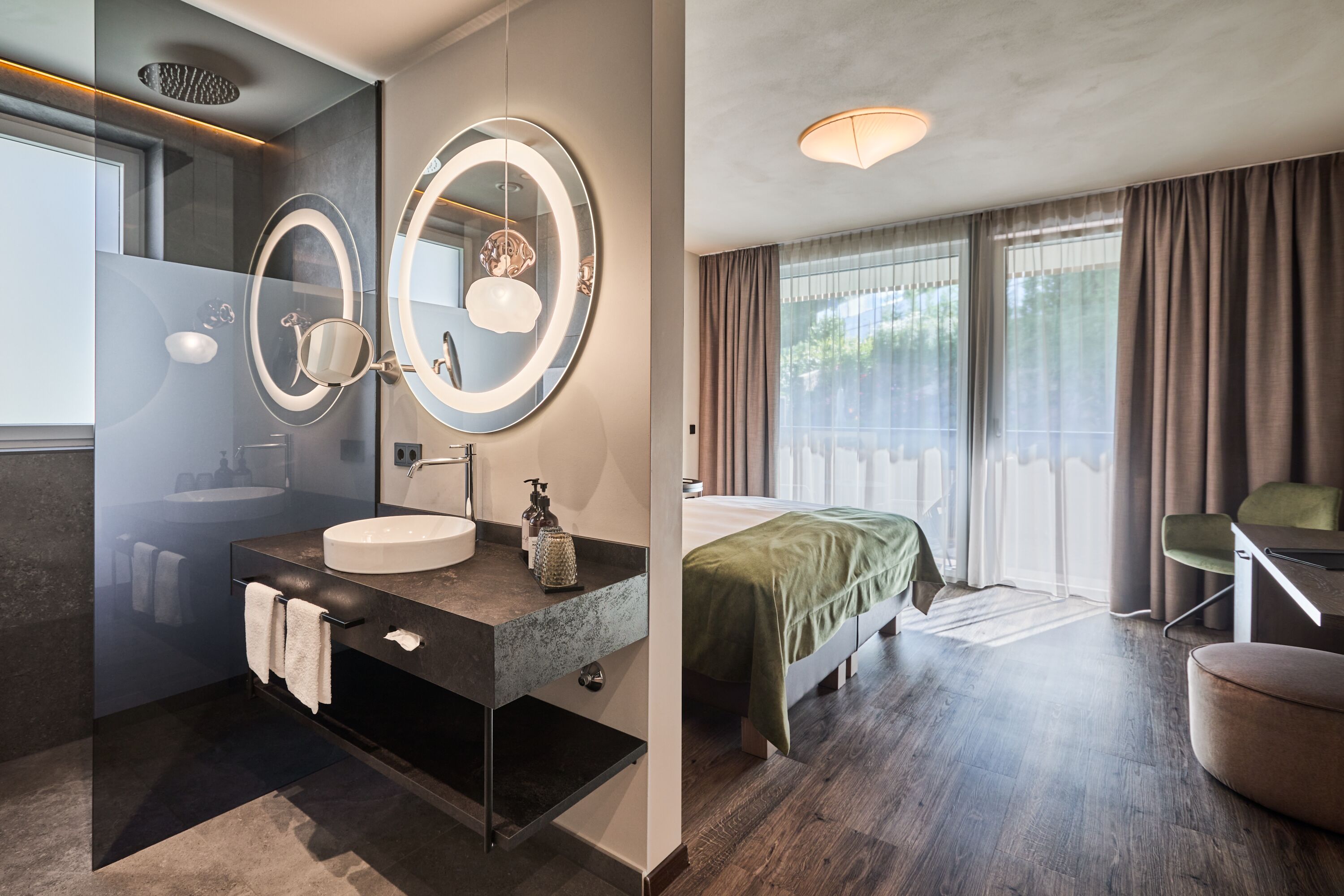 Superior Double Room | In-room safe, desk, blackout curtains, soundproofing