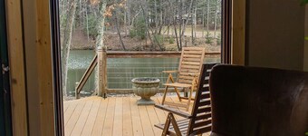 Secluded Cabins on Private Stocked Pond Hot Tub. Ping Pong. Arcade. Master Suite