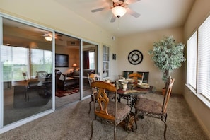 Dining - Tuscany Villas - In the heart of Branson! (Branson)