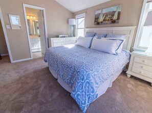 5 室のベッドルーム、アイロン / アイロン台、インターネット