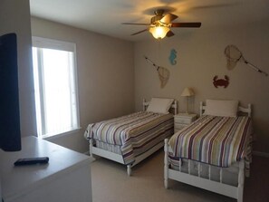 5 室のベッドルーム、アイロン / アイロン台