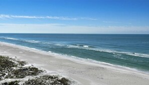 Accommodatie ligt op het strand
