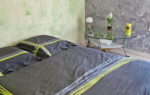 3 habitaciones, cuna de viaje, wifi gratis y ropa de cama 