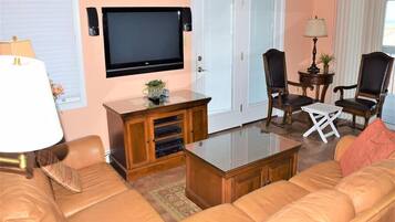 Smart TV, DVD player