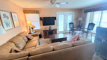 Smart TV, DVD player