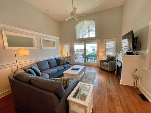 TV, fireplace, DVD player - 5904 Landis Avenue, Unit:203 (Sea Isle City)